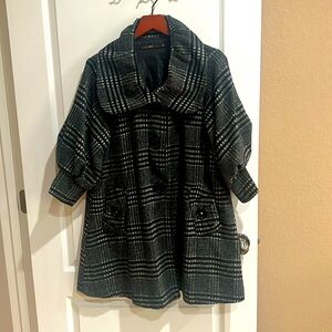 Black and grey MEDIUM dress coat with mid length sleeves